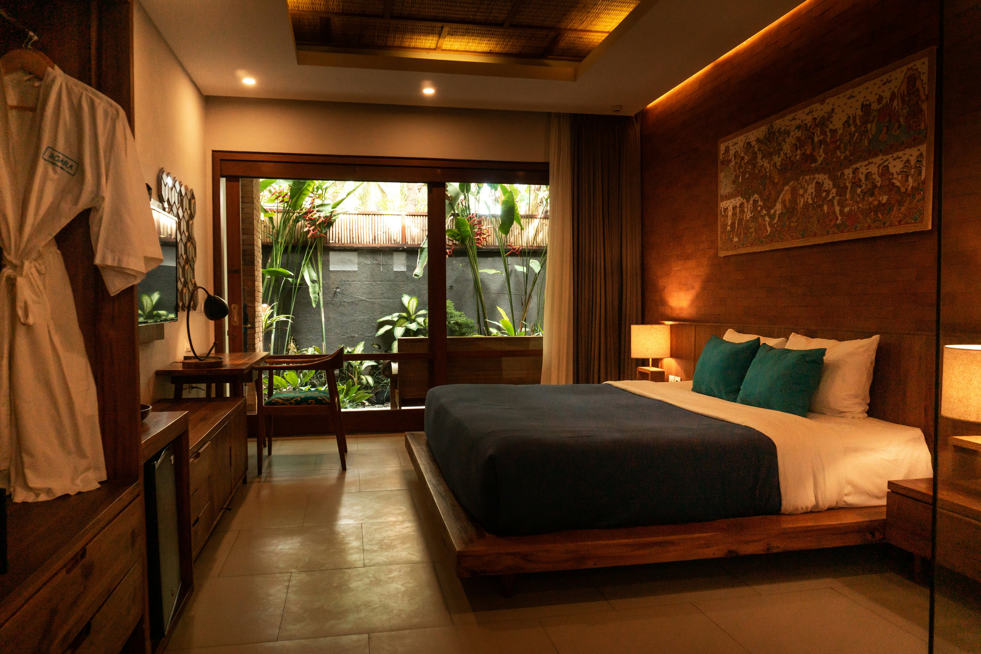 Staynaija Hotel Operations Background